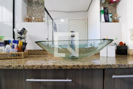 Casa à venda com 279m², 3 quartos e 4 vagasBanheiro da Suíte 1