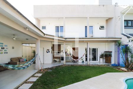 Casa à venda com 279m², 3 quartos e 4 vagasQuintal