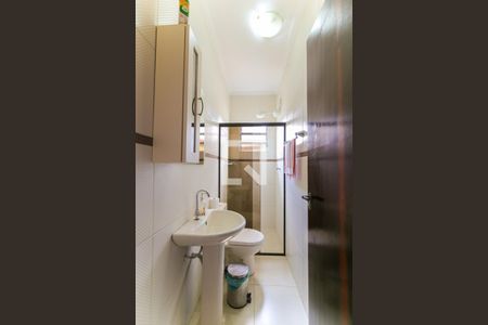 Casa à venda com 269m², 3 quartos e 2 vagasBanheiro Social