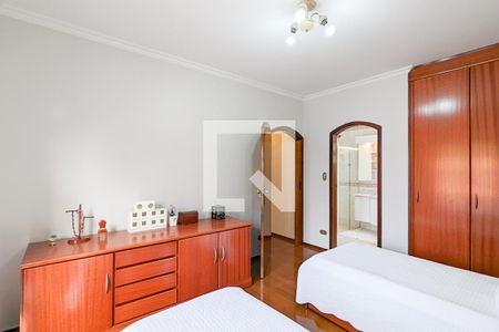 Casa à venda com 314m², 3 quartos e 3 vagasQuarto da suíte 2