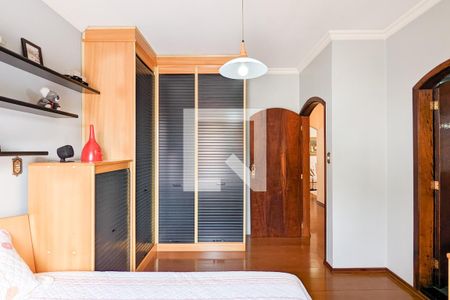 Casa à venda com 314m², 3 quartos e 3 vagasQuarto