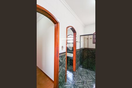 Casa à venda com 314m², 3 quartos e 3 vagasBanheiro da suíte 1