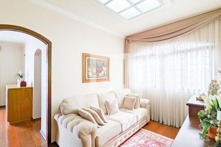 Casa à venda com 314m², 3 quartos e 3 vagasSaleta