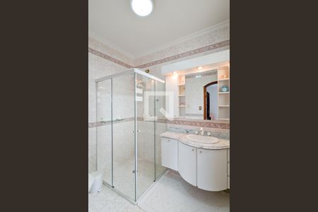 Casa à venda com 314m², 3 quartos e 3 vagasBanheiro da suíte 2