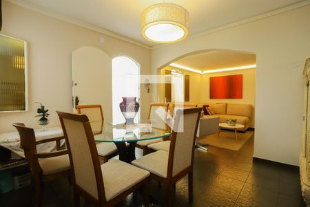 Casa à venda com 230m², 4 quartos e 3 vagasSala 3