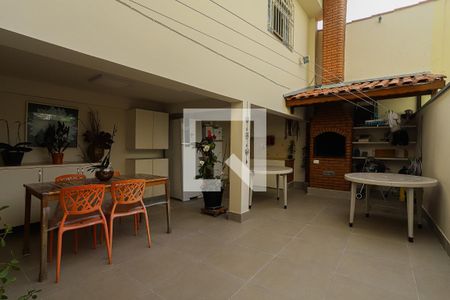 Casa à venda com 230m², 4 quartos e 3 vagasQuintal e Churrasqueira