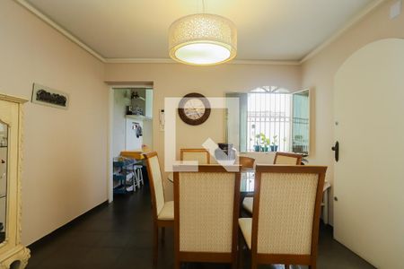 Casa à venda com 230m², 4 quartos e 3 vagasSala 3