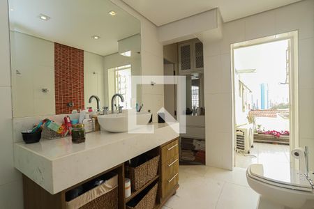 Casa à venda com 230m², 4 quartos e 3 vagasBanheiro do Quarto 3