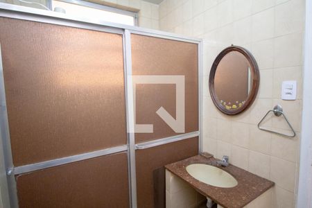 Banheiro de kitnet/studio para alugar com 1 quarto, 35m² em Copacabana, Rio de Janeiro