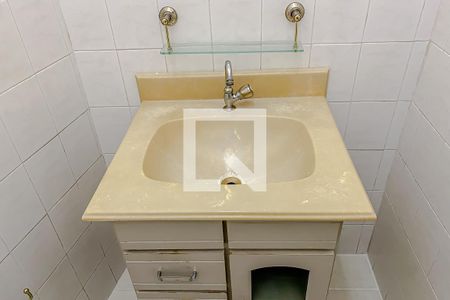 Casa à venda com 350m², 3 quartos e 1 vaga Casa à venda com 350m², 3 quartos e 1 vagaDetalhe Banhero quarto 3