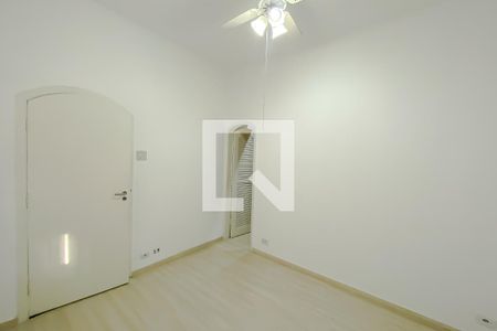 Casa à venda com 350m², 3 quartos e 1 vaga Casa à venda com 350m², 3 quartos e 1 vagaQuarto 3