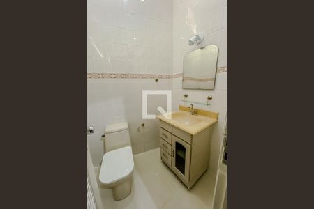 Casa à venda com 350m², 3 quartos e 1 vaga Casa à venda com 350m², 3 quartos e 1 vagaBanhero quarto 3