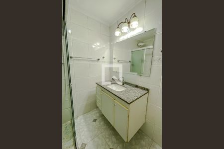 Casa à venda com 350m², 3 quartos e 1 vaga Casa à venda com 350m², 3 quartos e 1 vagaBanheiro