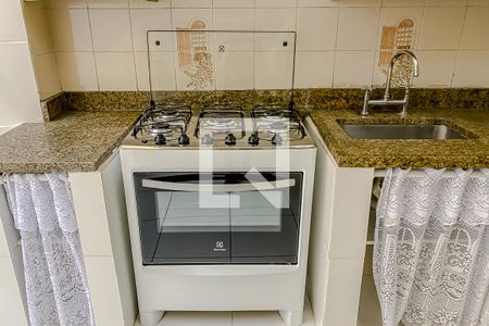 Casa à venda com 350m², 3 quartos e 1 vaga Casa à venda com 350m², 3 quartos e 1 vagaDetalhe Cozinha