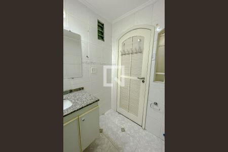 Casa à venda com 350m², 3 quartos e 1 vaga Casa à venda com 350m², 3 quartos e 1 vagaBanheiro