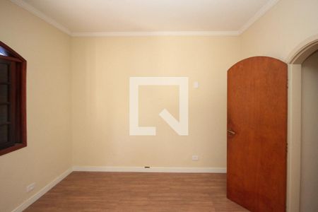 Casa para alugar com 160m², 3 quartos e 2 vagasSuite