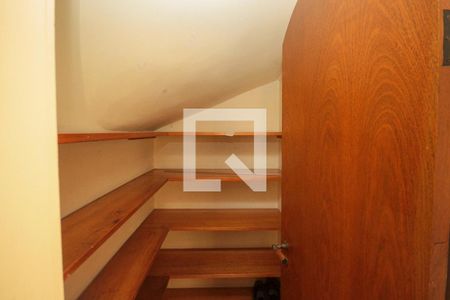 Casa para alugar com 160m², 3 quartos e 2 vagasDispensa