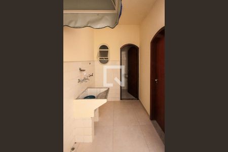 Casa para alugar com 160m², 3 quartos e 2 vagasÁrea de Serviço