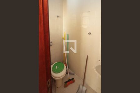 Casa para alugar com 160m², 3 quartos e 2 vagasBanheiro de Serviço