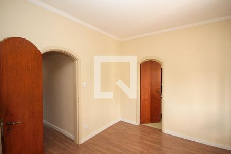 Casa para alugar com 160m², 3 quartos e 2 vagasSuite