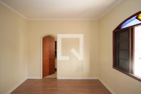 Casa para alugar com 160m², 3 quartos e 2 vagasSuite