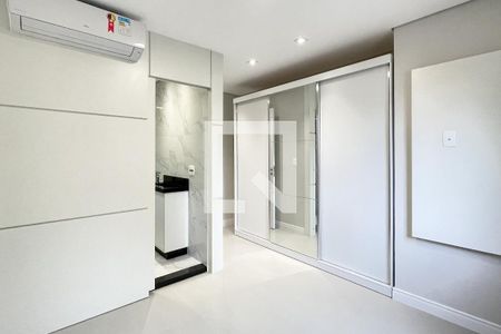 Suíte 1 de apartamento para alugar com 2 quartos, 88m² em Pinheiros, São Paulo
