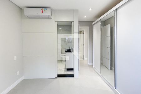 Suíte 1 de apartamento para alugar com 2 quartos, 88m² em Pinheiros, São Paulo