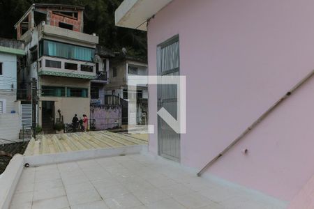 Sacada de casa para alugar com 3 quartos, 200m² em Marapé, Santos