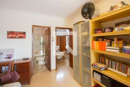 Casa à venda com 410m², 4 quartos e 6 vagasSuíte 1