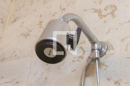 Casa à venda com 410m², 4 quartos e 6 vagasChuveiro