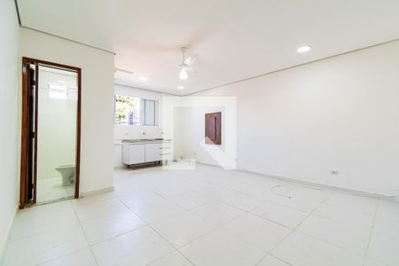 Casa para alugar com 28m², 1 quarto e sem vagaSala/Quarto