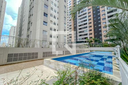 Apartamento à venda com 31m², 1 quarto e 1 vaga Apartamento à venda com 31m², 1 quarto e 1 vagaÁrea comum - Piscina