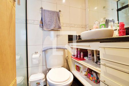 Apartamento para alugar com 70m², 3 quartos e 1 vaga Apartamento para alugar com 70m², 3 quartos e 1 vagaBanheiro da Suíte