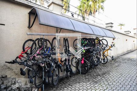 Apartamento para alugar com 70m², 3 quartos e 1 vaga Apartamento para alugar com 70m², 3 quartos e 1 vagaBicicletário