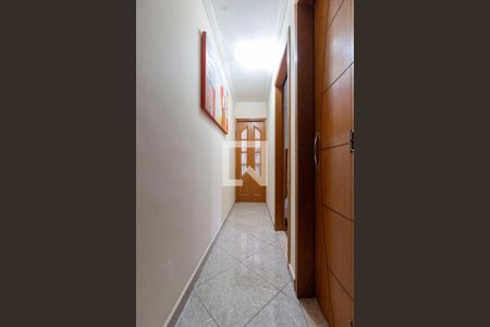 Corredor de apartamento para alugar com 2 quartos, 56m² em Vila Regina, São Paulo