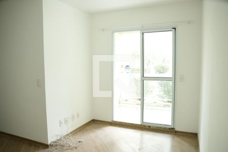 Sala de apartamento para alugar com 2 quartos, 55m² em Jardim Santa Izabel, Cotia