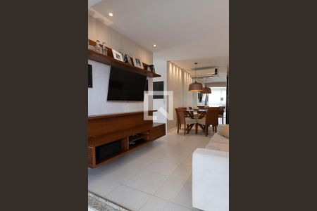Sala de apartamento à venda com 2 quartos, 75m² em Recreio dos Bandeirantes, Rio de Janeiro