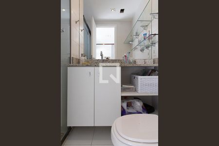 Apartamento à venda com 75m², 2 quartos e 1 vagaBanheiro Suíte 