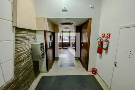 Apartamento à venda com 90m², 2 quartos e sem vagaHall Social