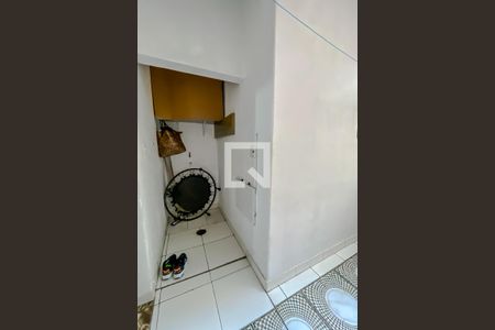 Apartamento à venda com 90m², 2 quartos e sem vagaLavanderia