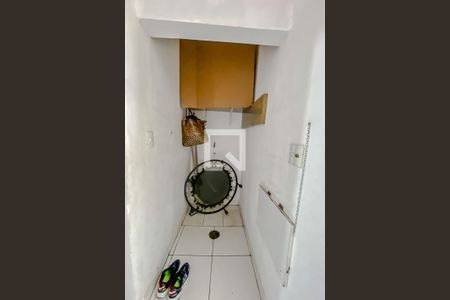 Apartamento à venda com 90m², 2 quartos e sem vagaLavanderia