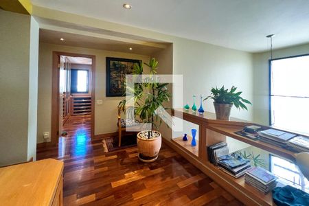 Apartamento para alugar com 421m², 2 quartos e 4 vagas Apartamento para alugar com 421m², 2 quartos e 4 vagasEscritório