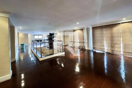 Apartamento para alugar com 421m², 2 quartos e 4 vagas Apartamento para alugar com 421m², 2 quartos e 4 vagasÁrea comum - Salão de festas
