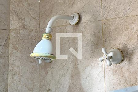 Apartamento para alugar com 421m², 2 quartos e 4 vagas Apartamento para alugar com 421m², 2 quartos e 4 vagasBanheiro da Suíte 2