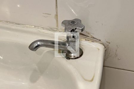 Apartamento para alugar com 421m², 2 quartos e 4 vagas Apartamento para alugar com 421m², 2 quartos e 4 vagasBanheiro de Serviço