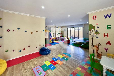 Apartamento para alugar com 421m², 2 quartos e 4 vagas Apartamento para alugar com 421m², 2 quartos e 4 vagasÁrea comum - Brinquedoteca