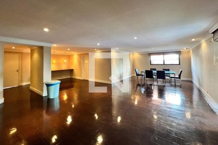 Apartamento para alugar com 421m², 2 quartos e 4 vagas Apartamento para alugar com 421m², 2 quartos e 4 vagasÁrea comum - Salão de festas