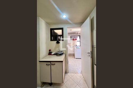 Apartamento para alugar com 421m², 2 quartos e 4 vagas Apartamento para alugar com 421m², 2 quartos e 4 vagasQuarto de Serviço