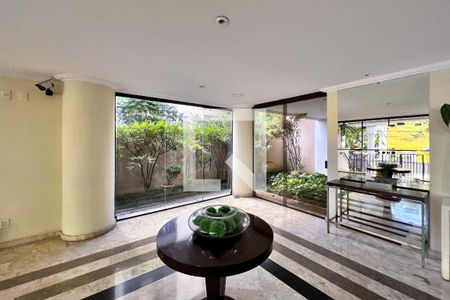 Apartamento para alugar com 421m², 2 quartos e 4 vagas Apartamento para alugar com 421m², 2 quartos e 4 vagasÁrea comum - Hall