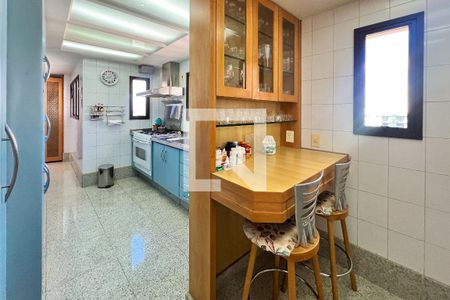 Apartamento para alugar com 421m², 2 quartos e 4 vagas Apartamento para alugar com 421m², 2 quartos e 4 vagasCozinha